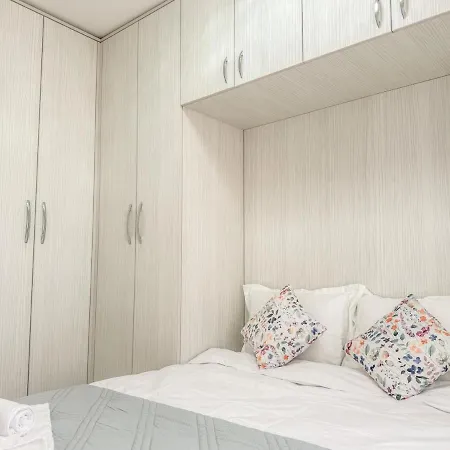 1br With Private Garage Plovdiv